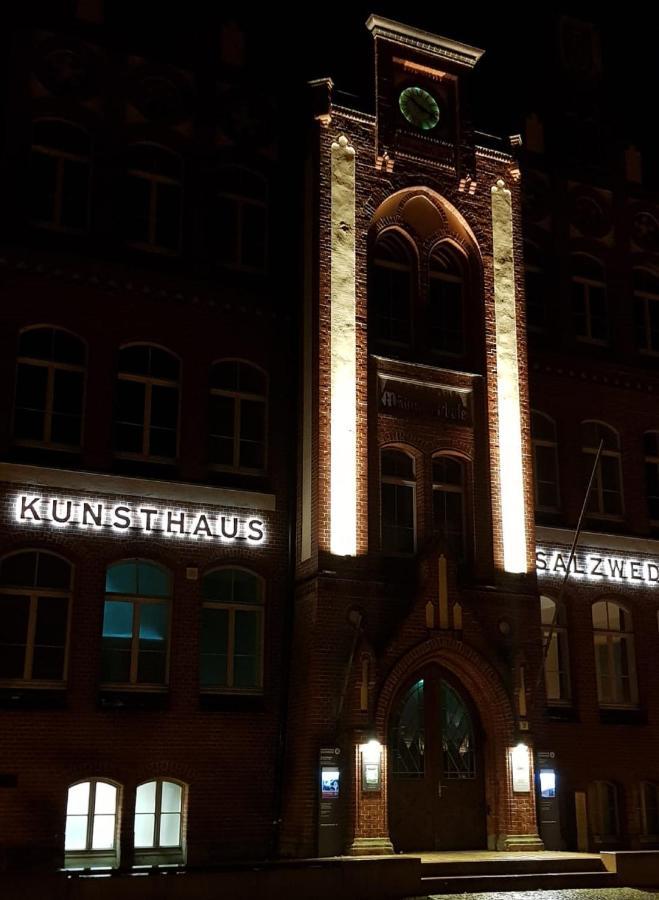 Gasthaus Kristall Salzwedel Exteriör bild